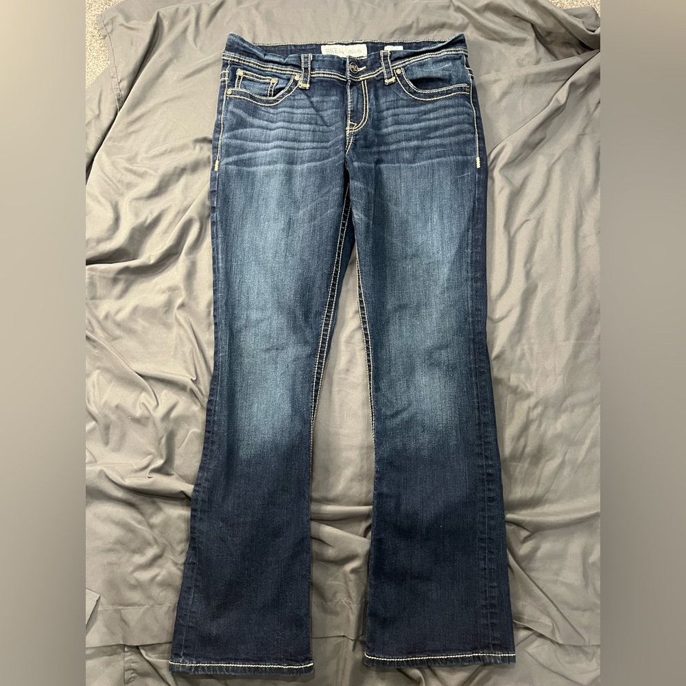 BKE Dakota Bootcut Jeans. Size 32L.